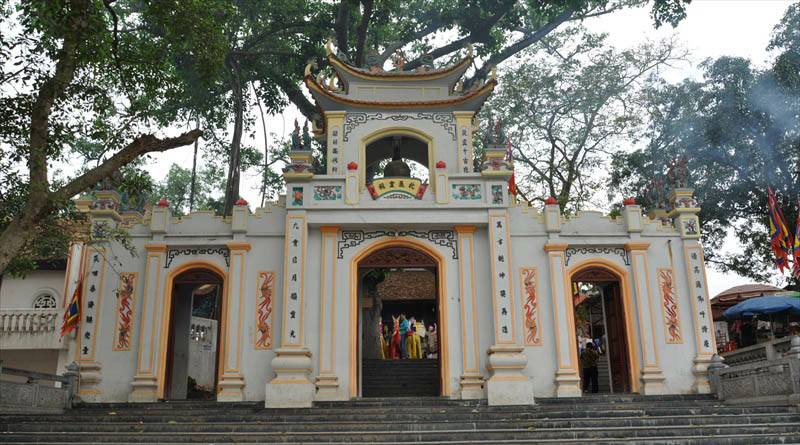 den cong dong bac le.jpg